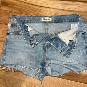 Madewell women’s jean shorts